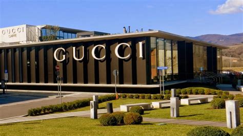 cadempino gucci a novara belletti|Gucci, via all'hub in Toscana per la trasformazione sostenibile .